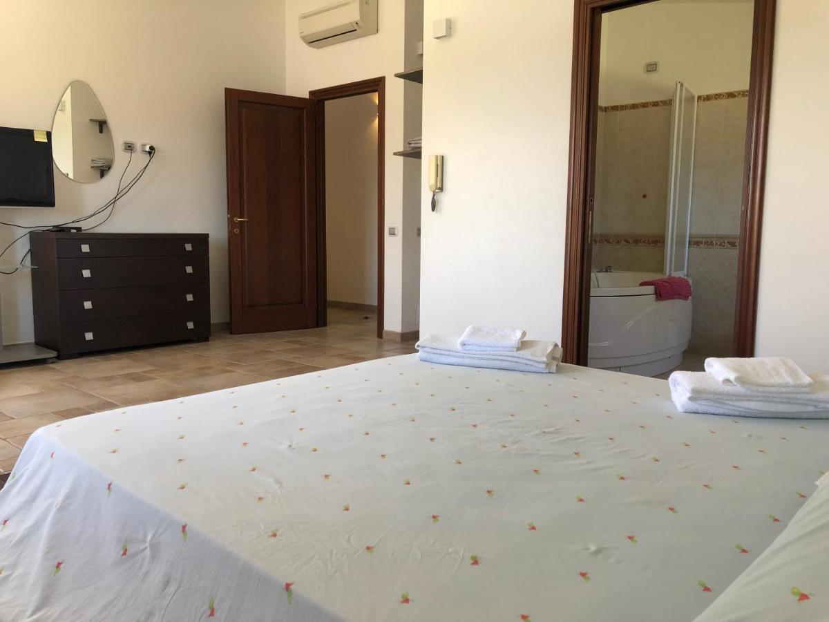 Gold House Luxury Anzio Villa Eksteriør billede